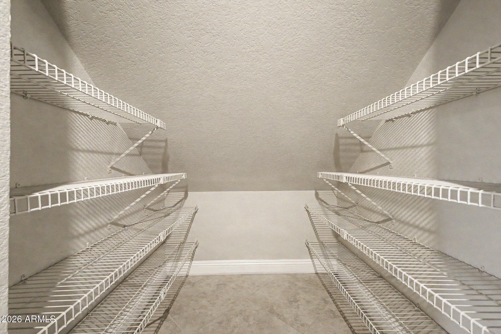 1040 E IVYGLEN Street, Mesa, AZ 85203 — photo 14 of 38