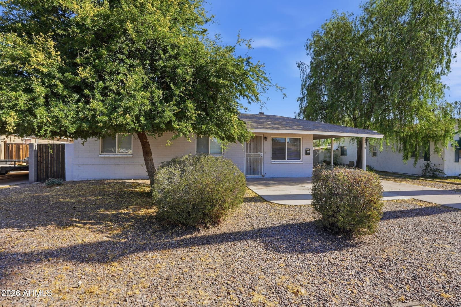 2416 W STELLA Lane, Phoenix, AZ 85015 — photo 1 of 33