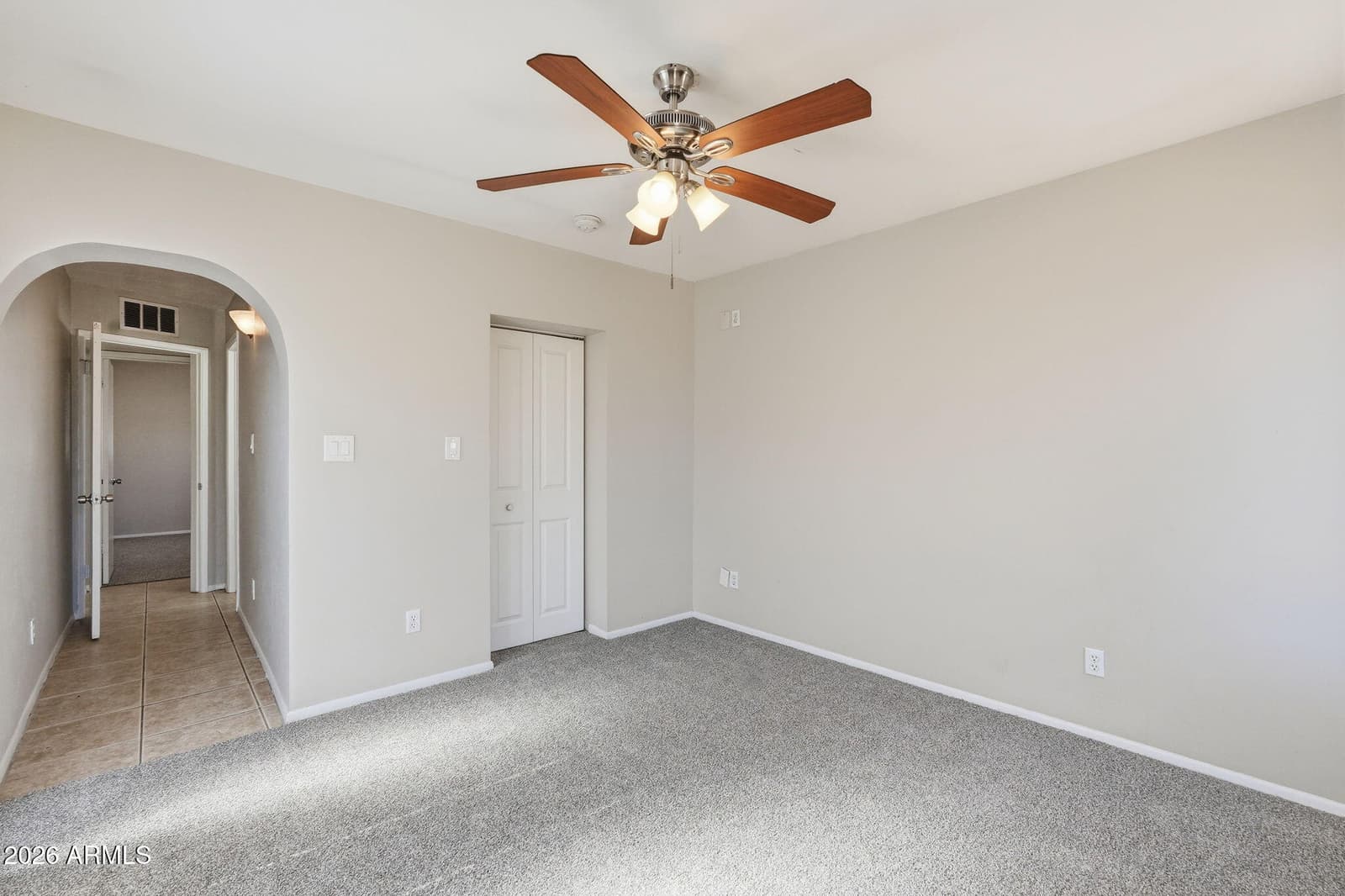 2416 W STELLA Lane, Phoenix, AZ 85015 — photo 17 of 33