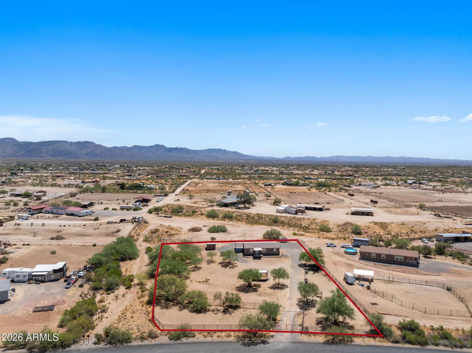 27565 S CLYDESDALE Avenue, Congress, AZ 85332 — photo 3 of 36