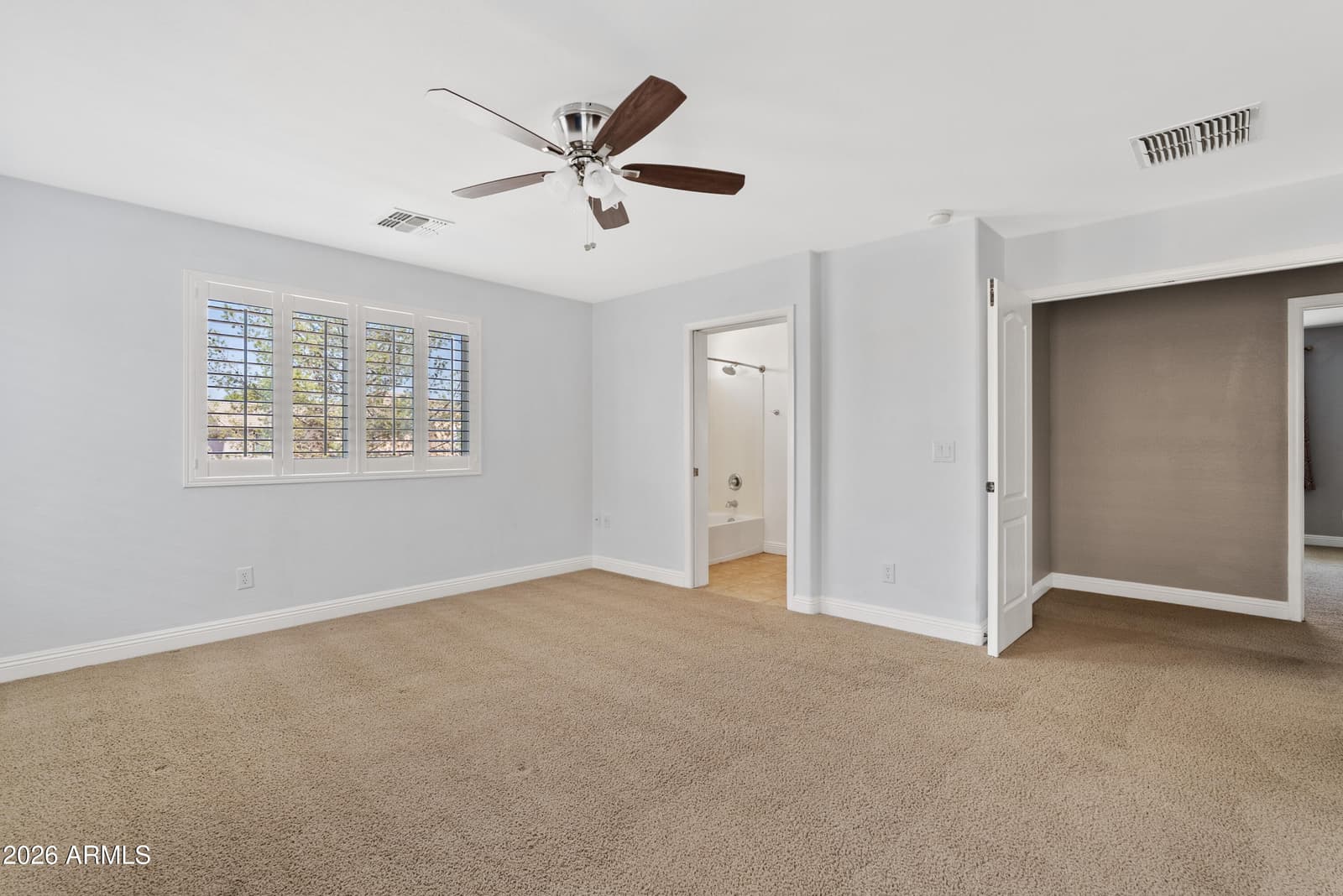 2058 S HERON Lane, Gilbert, AZ 85295 — photo 14 of 32
