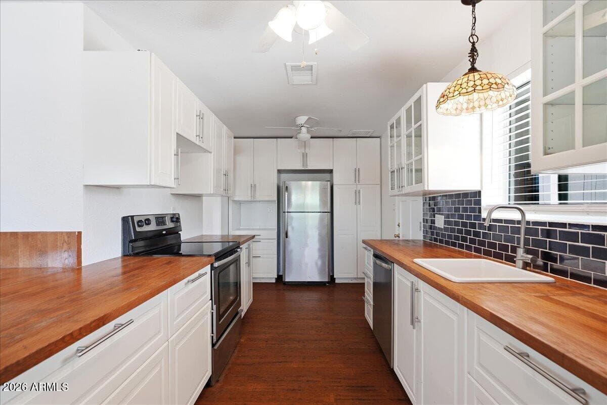 1019 W 10TH Street, Tempe, AZ 85281 — photo 10 of 34