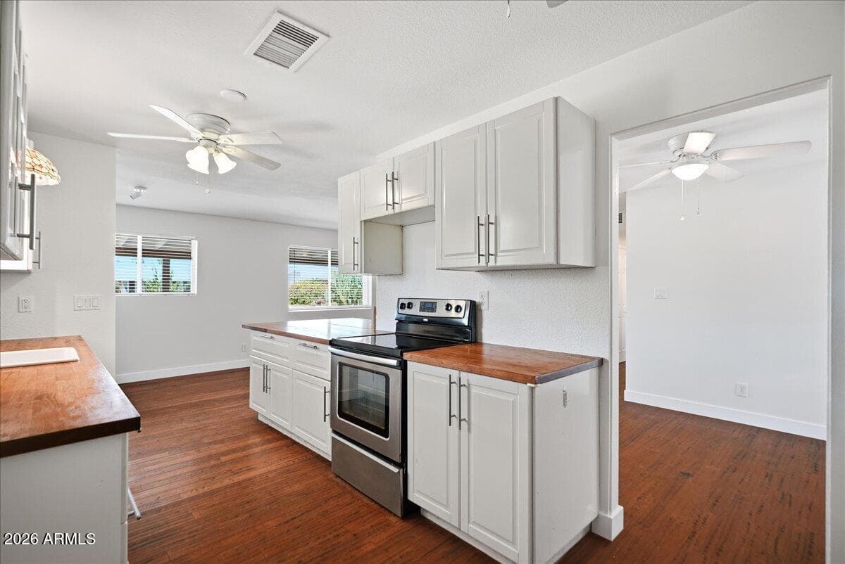 1019 W 10TH Street, Tempe, AZ 85281 — photo 8 of 34