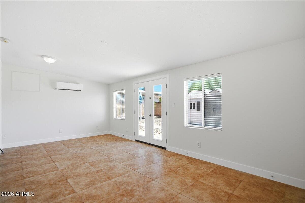 1019 W 10TH Street, Tempe, AZ 85281 — photo 19 of 34