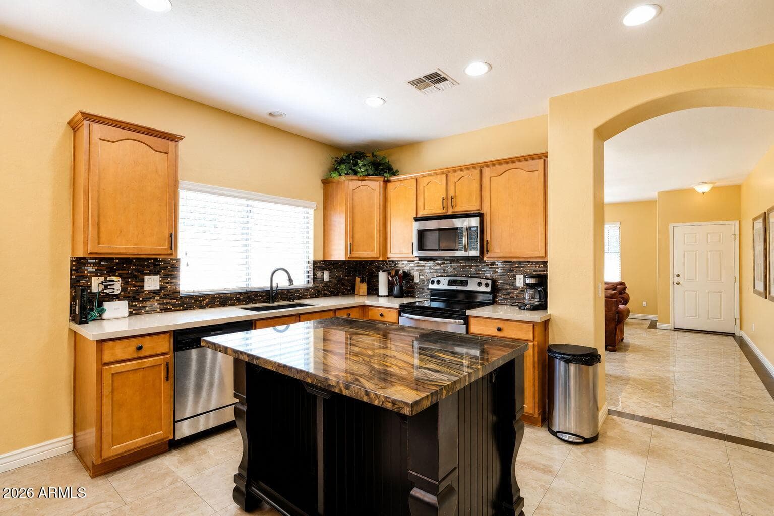 7306 N 88TH Lane, Glendale, AZ 85305 — photo 8 of 39