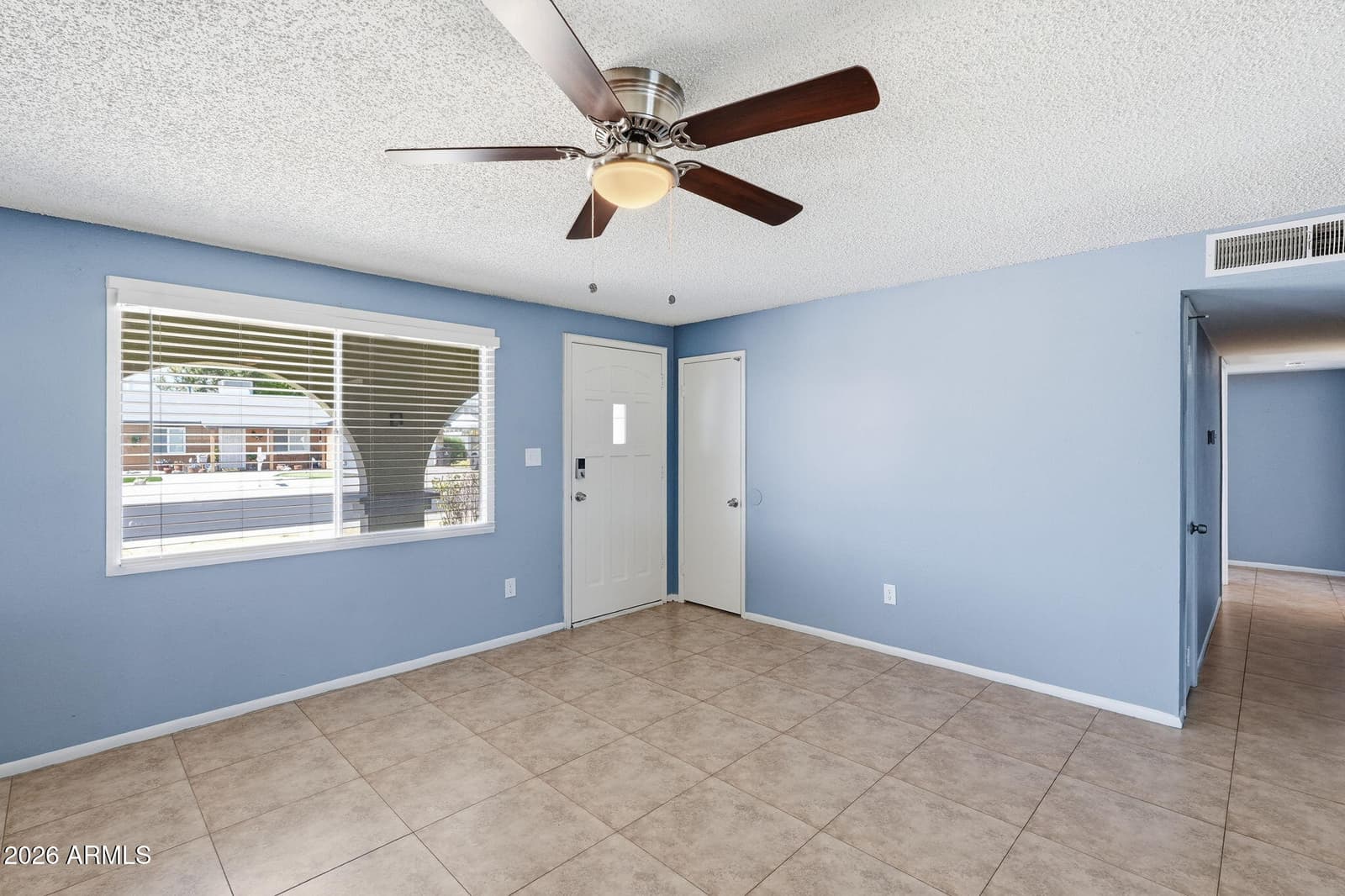 1941 W VOLTAIRE Avenue, Phoenix, AZ 85029 — photo 3 of 31
