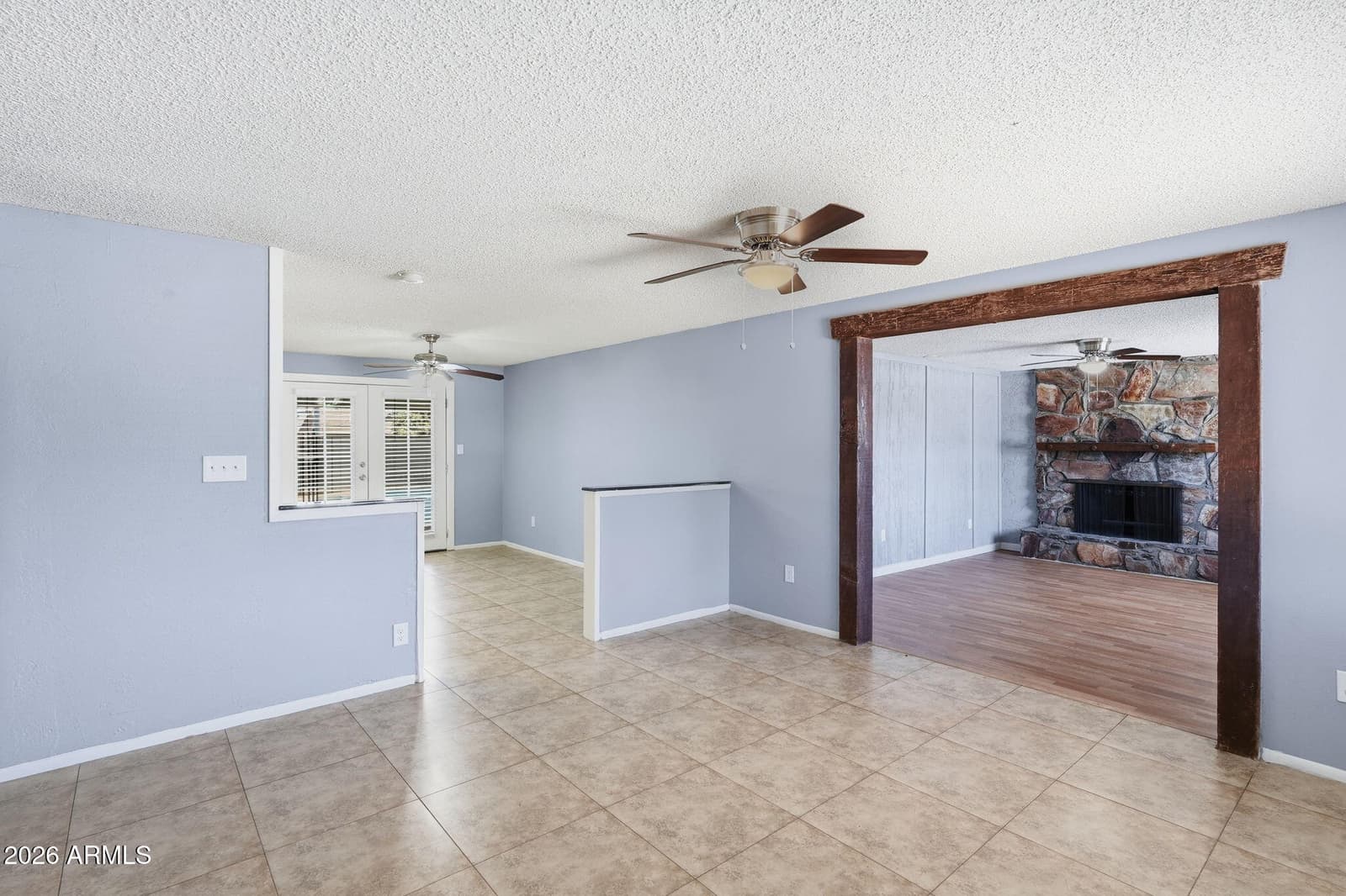 1941 W VOLTAIRE Avenue, Phoenix, AZ 85029 — photo 4 of 31
