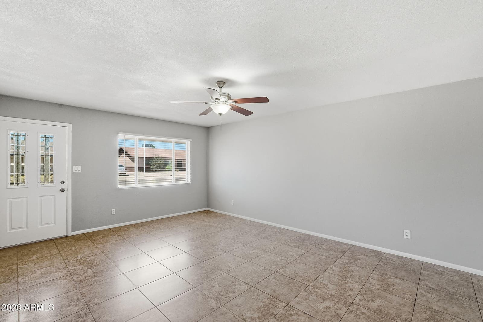 4125 W EL CAMINITO Drive, Phoenix, AZ 85051 — photo 3 of 32