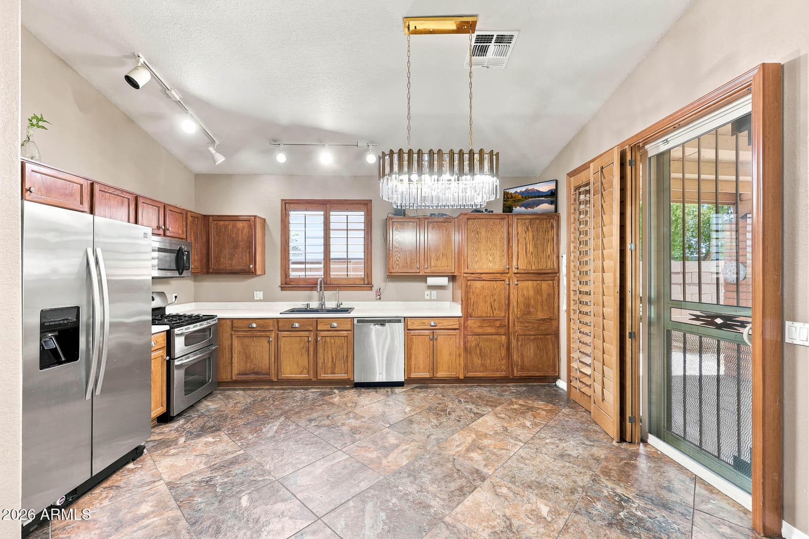 16261 W Maricopa Street, Goodyear, AZ 85338 — photo 11 of 35