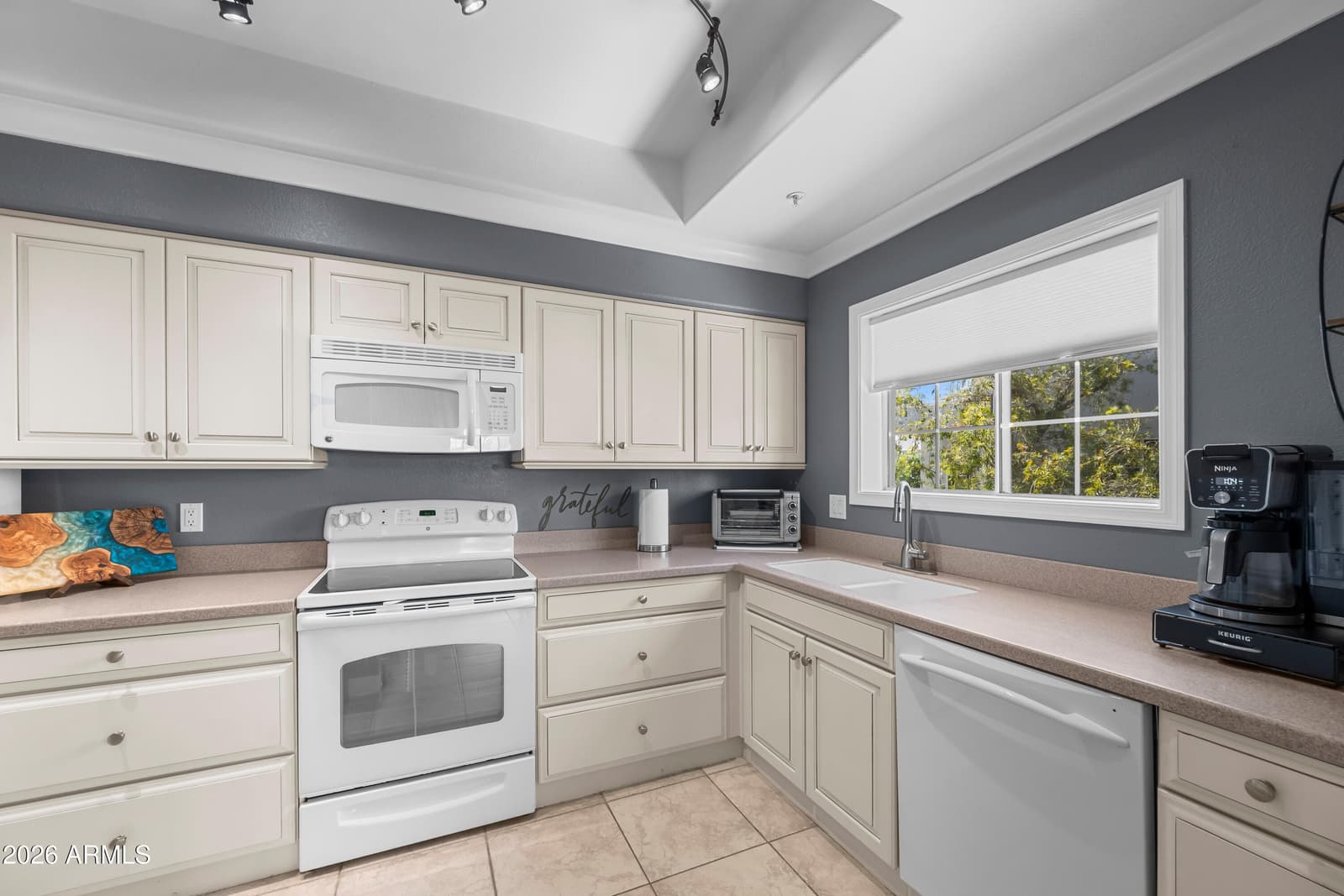 7710 E GAINEY RANCH Road 206, Scottsdale, AZ 85258 — photo 11 of 38