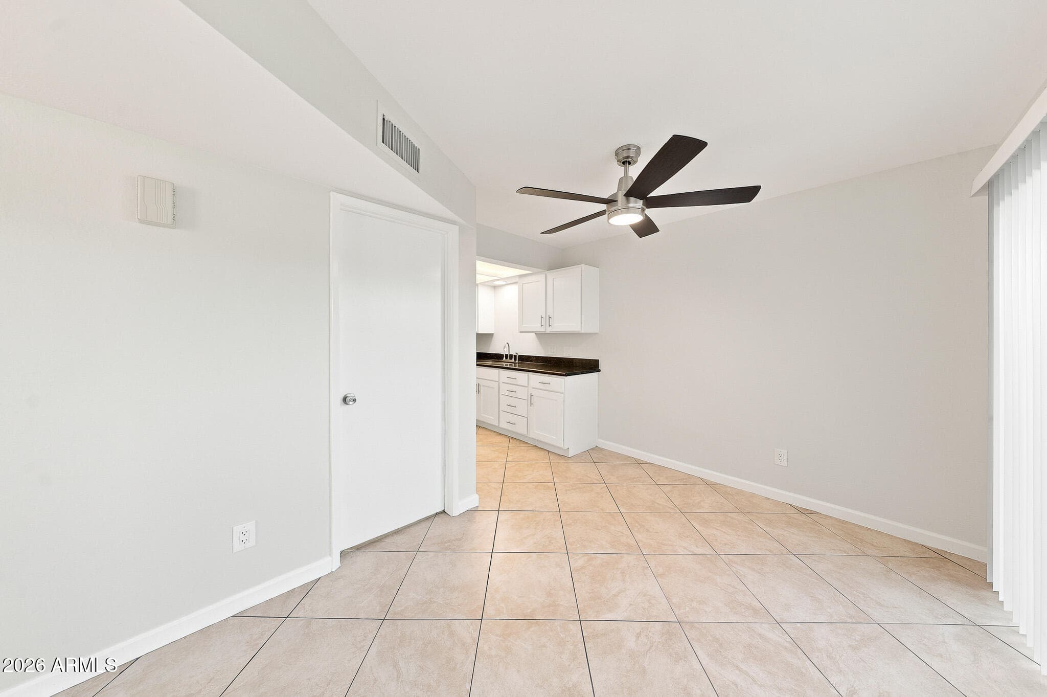 9054 N 51ST Lane, Glendale, AZ 85302 — photo 10 of 33