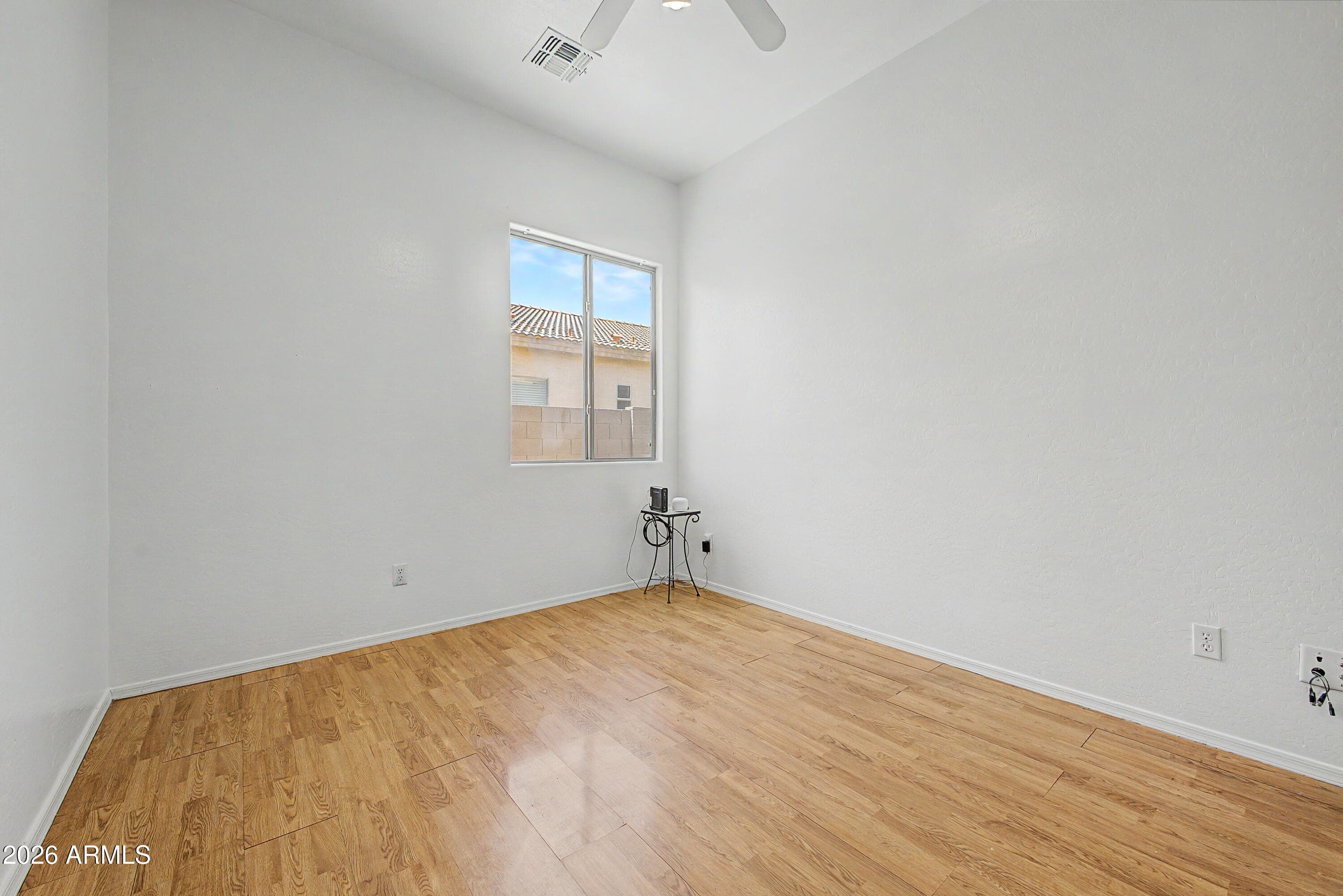 10102 W RIVERSIDE Avenue, Tolleson, AZ 85353 — photo 4 of 28
