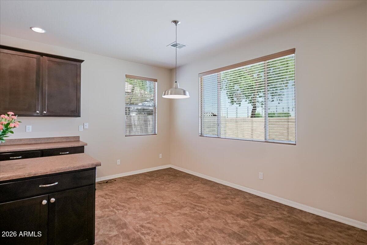 7318 W MIDWAY Avenue, Glendale, AZ 85303 — photo 15 of 43