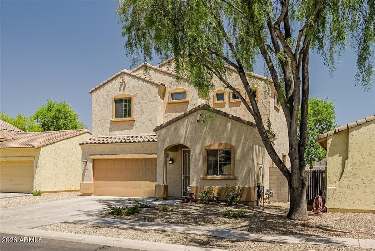 7318 W MIDWAY Avenue, Glendale, AZ 85303 — photo 1 of 43