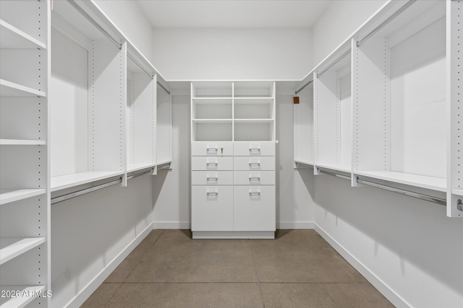 37021 N HOLIDAY Lane, Carefree, AZ 85377 — photo 55 of 120