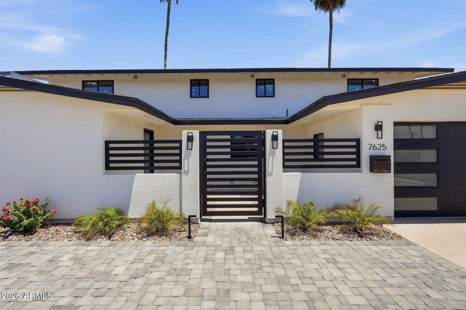 7625 N 39TH Avenue, Phoenix, AZ 85051 — photo 4 of 40