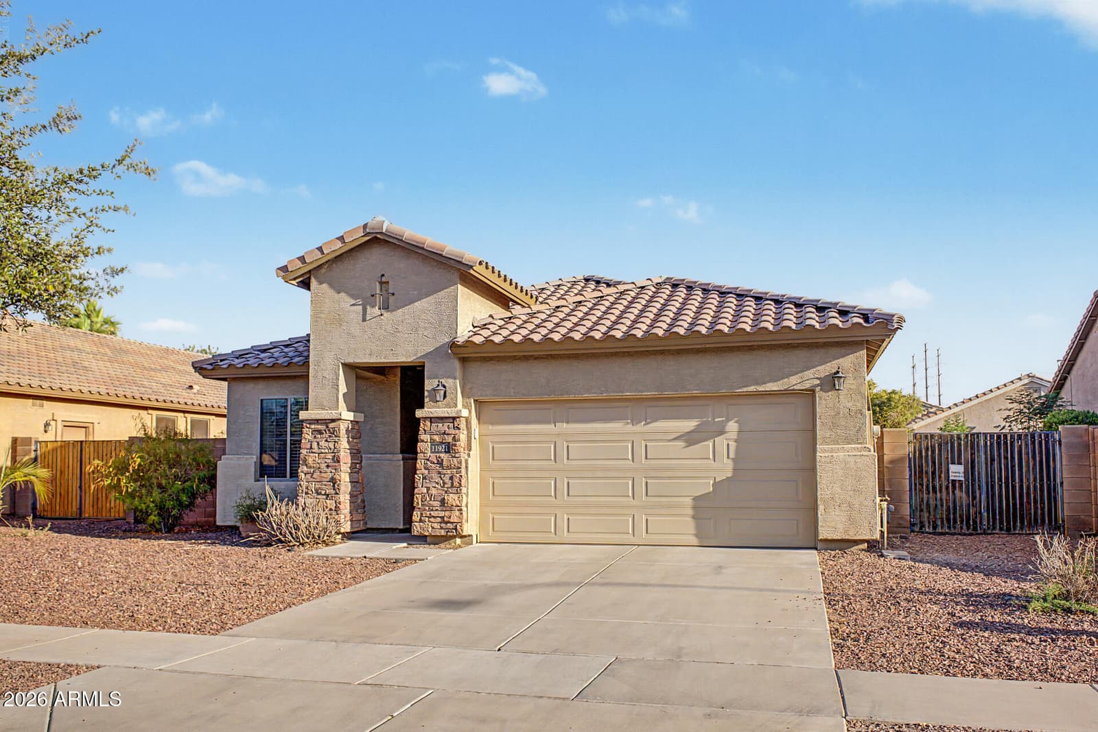 11921 W MONTE VISTA Road, Avondale, AZ 85392 — photo 4 of 56