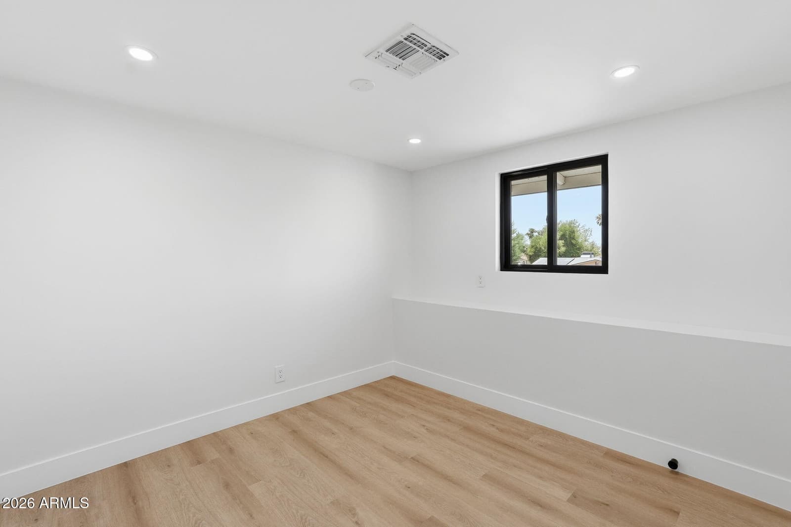 7625 N 39TH Avenue, Phoenix, AZ 85051 — photo 33 of 40