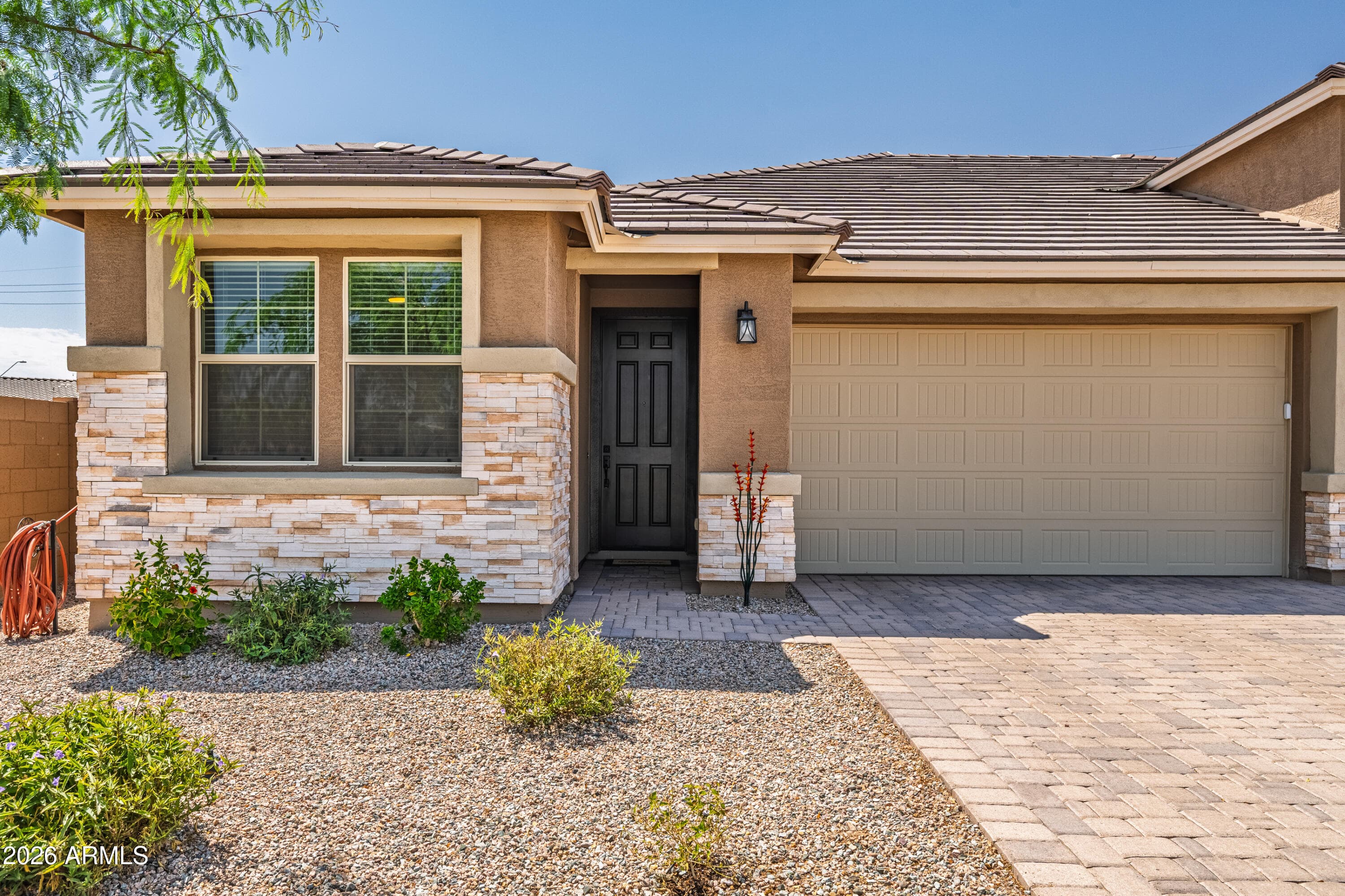 178 S NAPLES Lane, Casa Grande, AZ 85122 — photo 8 of 56