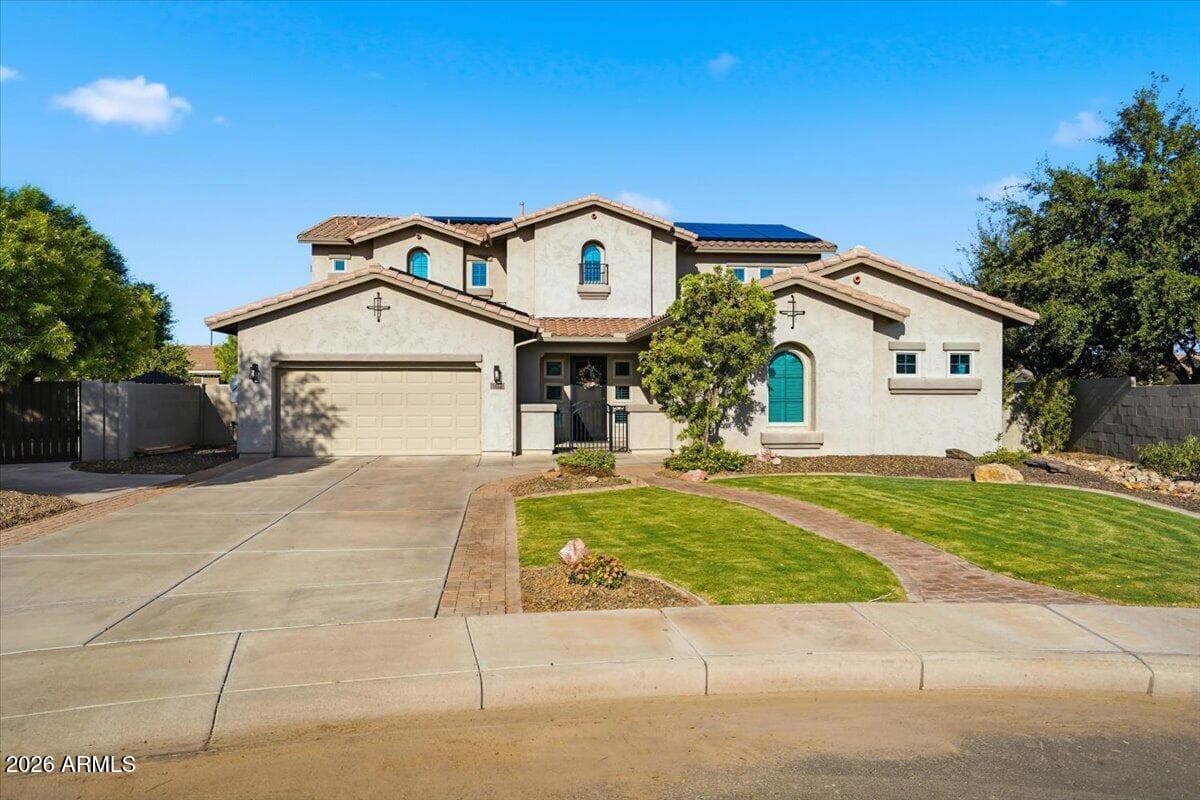 1122 E LODGEPOLE Drive, Gilbert, AZ 85298 — photo 8 of 92