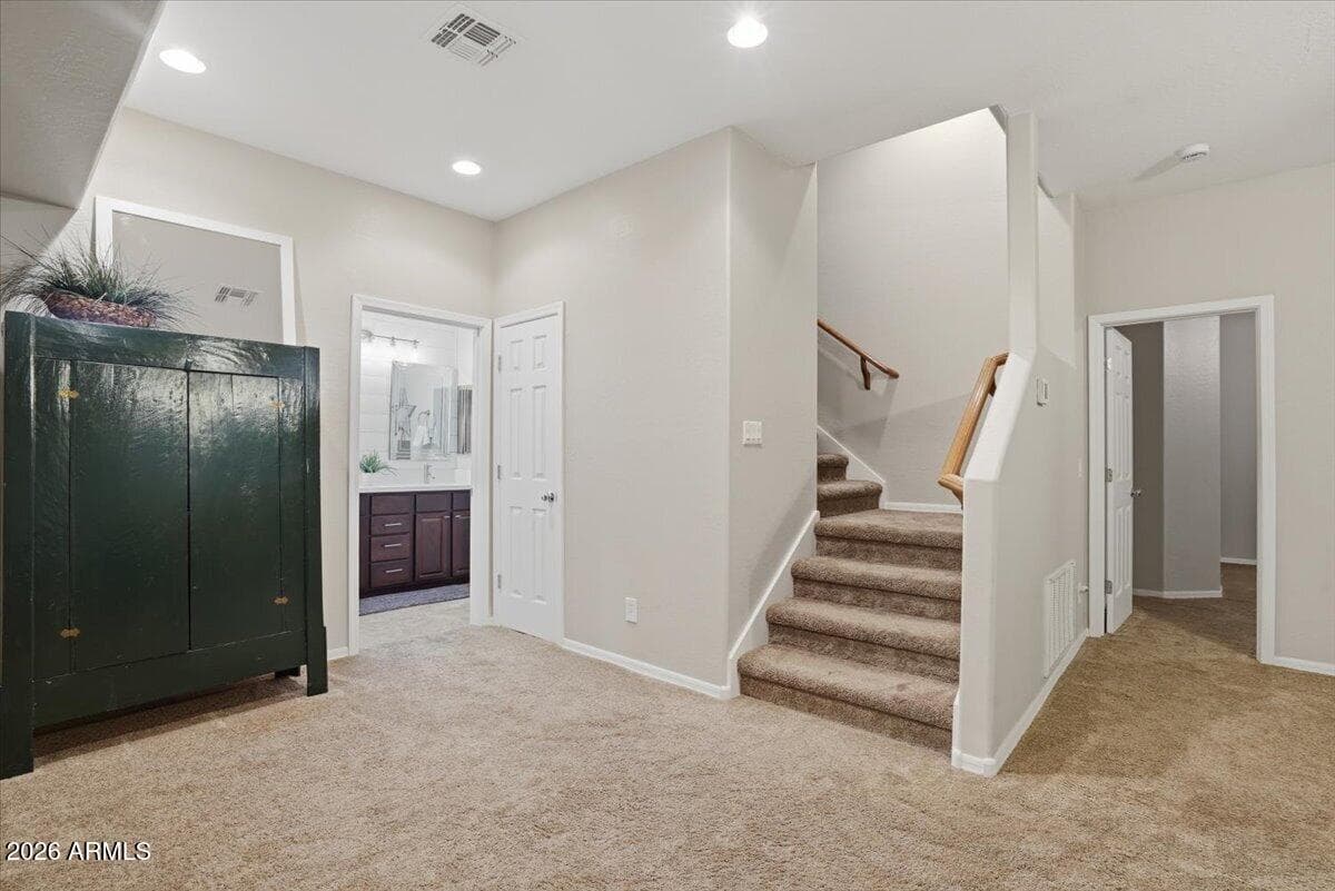 1122 E LODGEPOLE Drive, Gilbert, AZ 85298 — photo 43 of 92