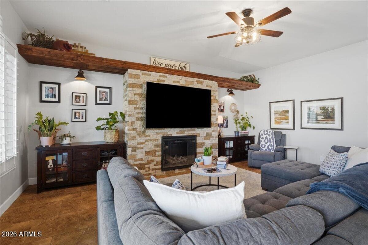 1122 E LODGEPOLE Drive, Gilbert, AZ 85298 — photo 23 of 92
