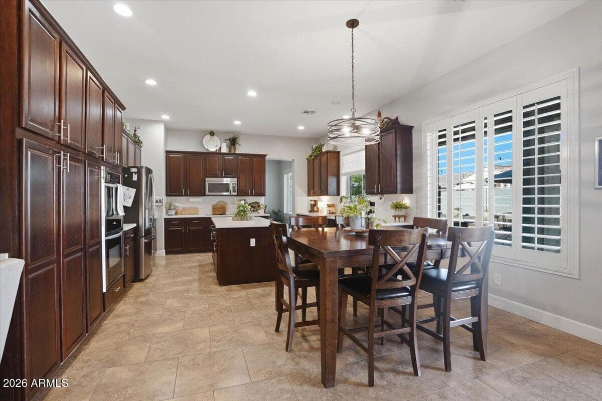 1122 E LODGEPOLE Drive, Gilbert, AZ 85298 — photo 25 of 92