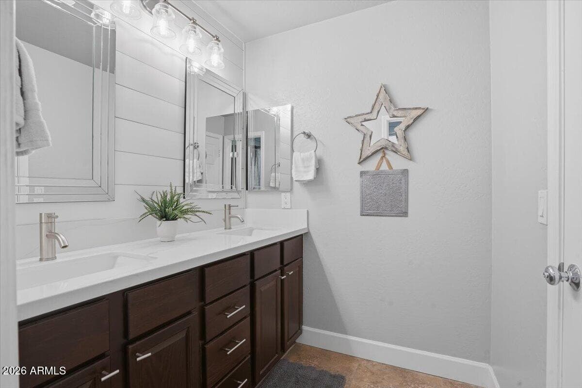 1122 E LODGEPOLE Drive, Gilbert, AZ 85298 — photo 51 of 92