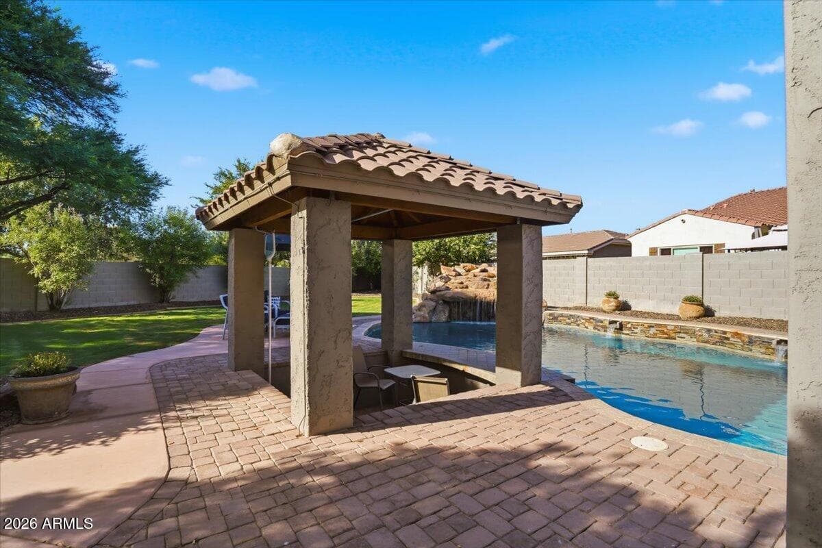 1122 E LODGEPOLE Drive, Gilbert, AZ 85298 — photo 79 of 92