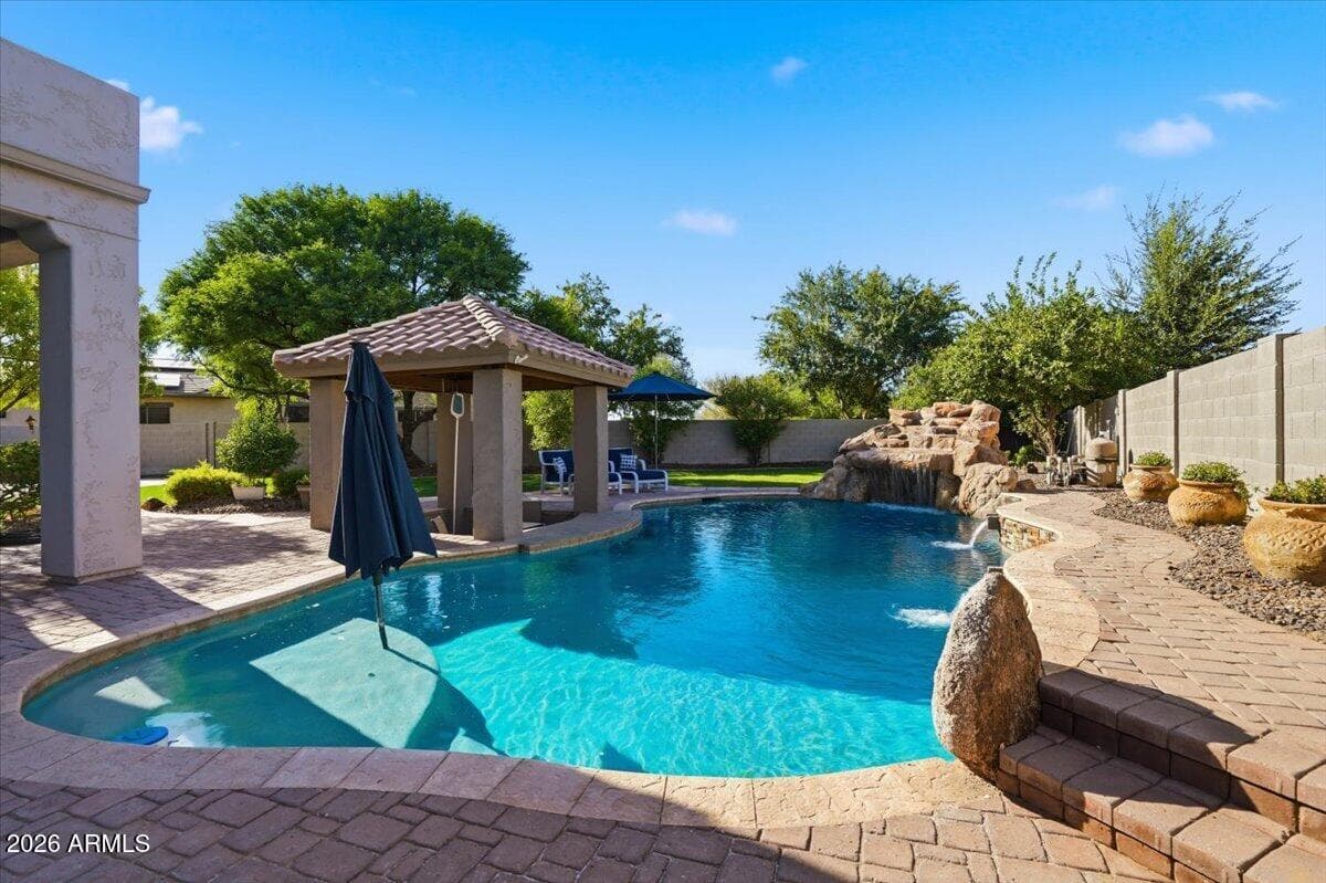 1122 E LODGEPOLE Drive, Gilbert, AZ 85298 — photo 75 of 92