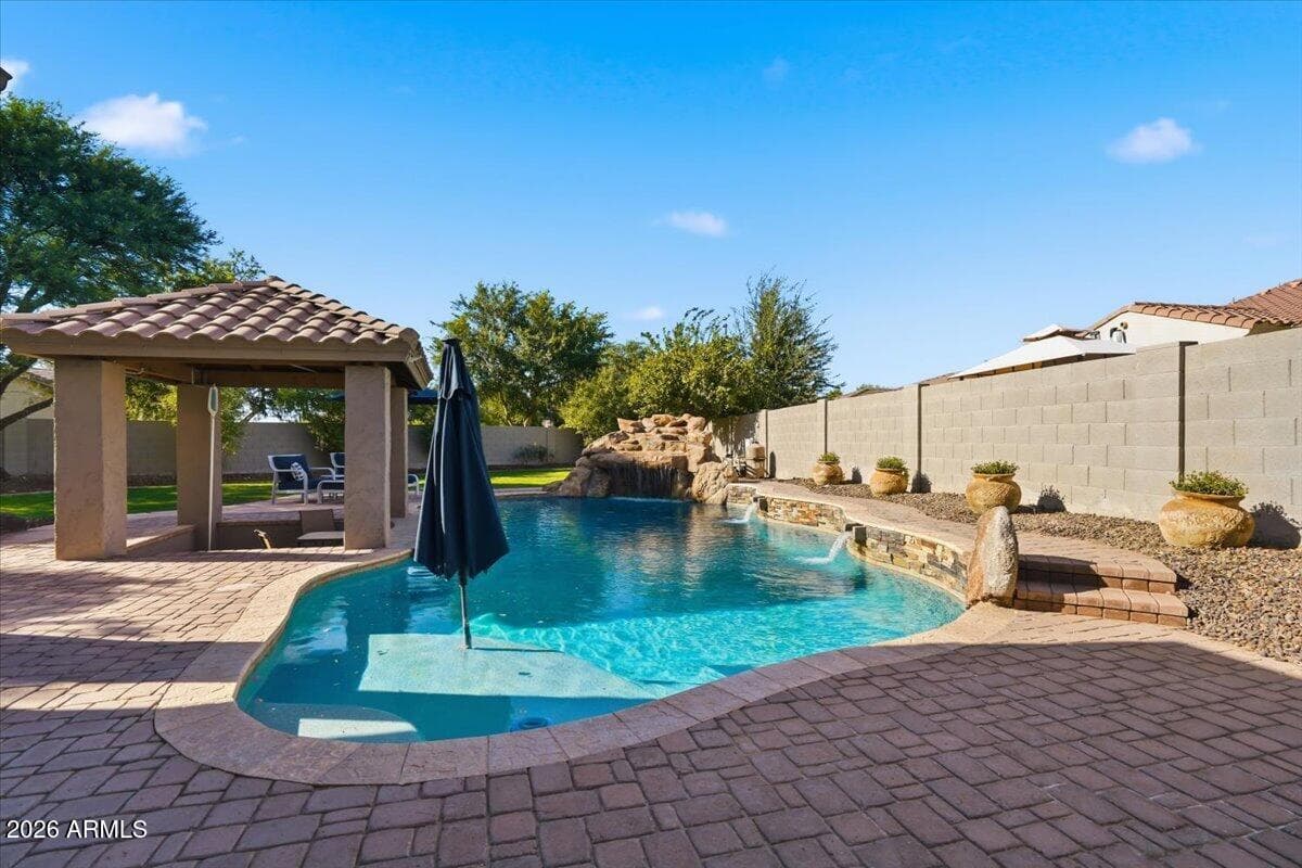 1122 E LODGEPOLE Drive, Gilbert, AZ 85298 — photo 81 of 92
