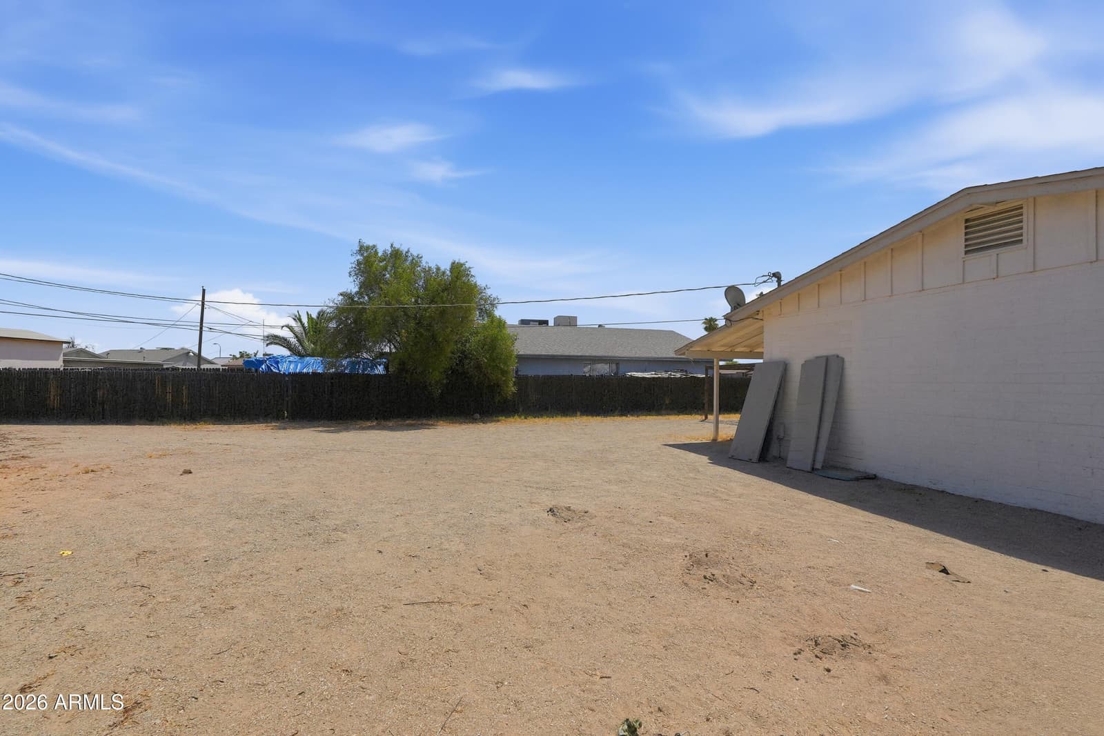 5630 W WILSHIRE Drive, Phoenix, AZ 85035 — photo 6 of 32