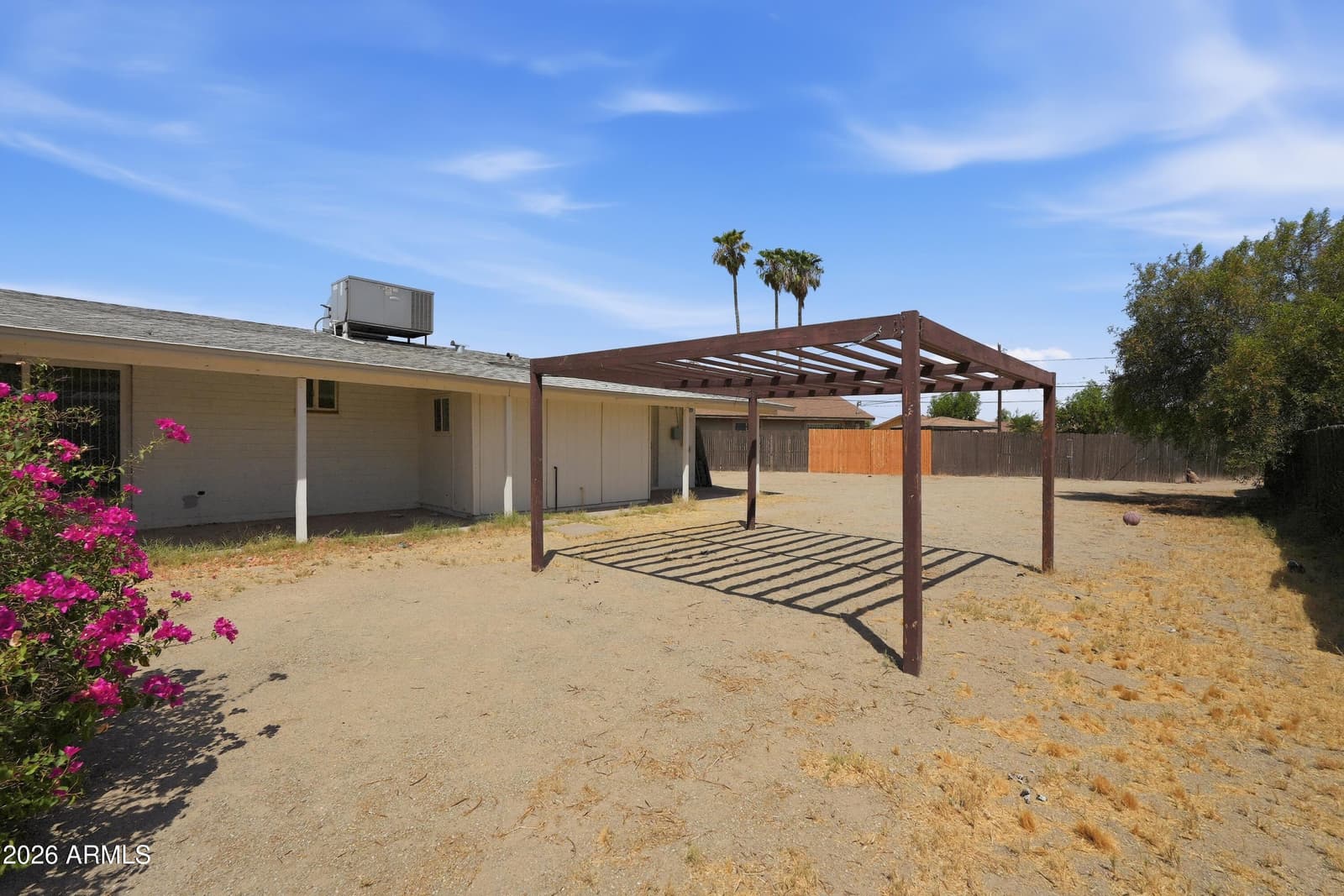 5630 W WILSHIRE Drive, Phoenix, AZ 85035 — photo 7 of 32