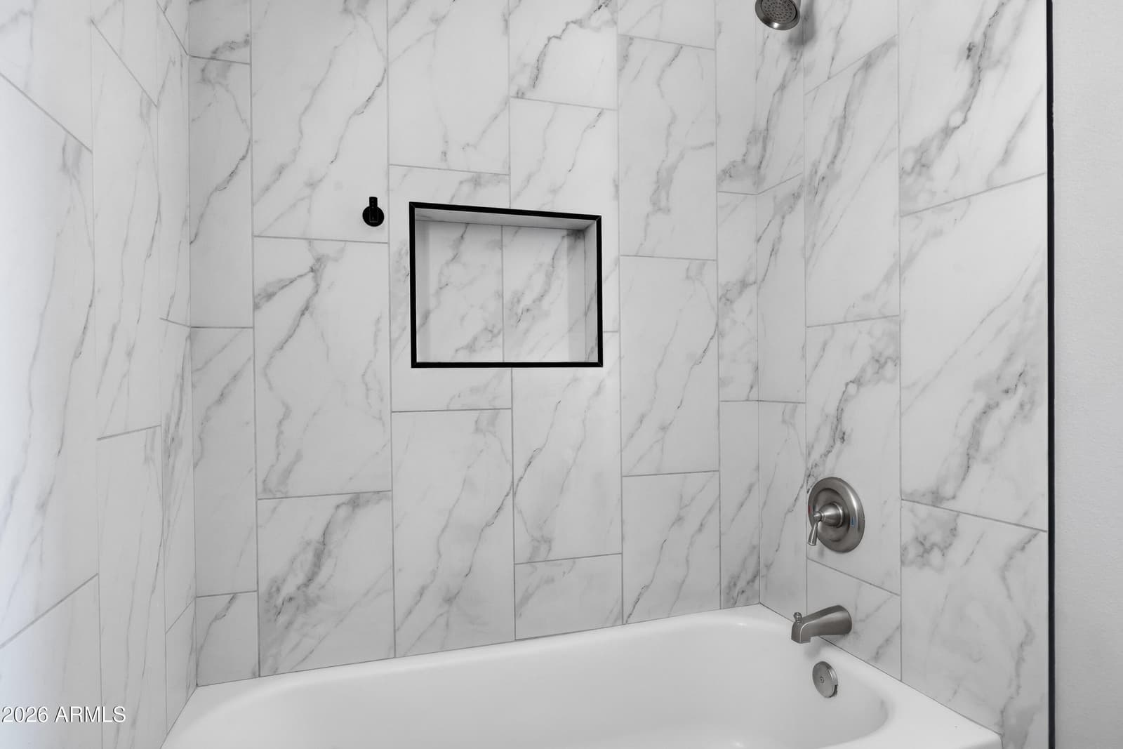 5630 W WILSHIRE Drive, Phoenix, AZ 85035 — photo 5 of 32