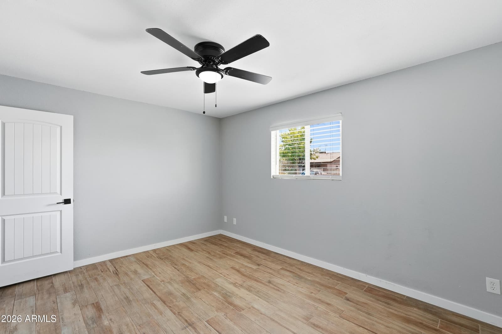 5630 W WILSHIRE Drive, Phoenix, AZ 85035 — photo 16 of 32
