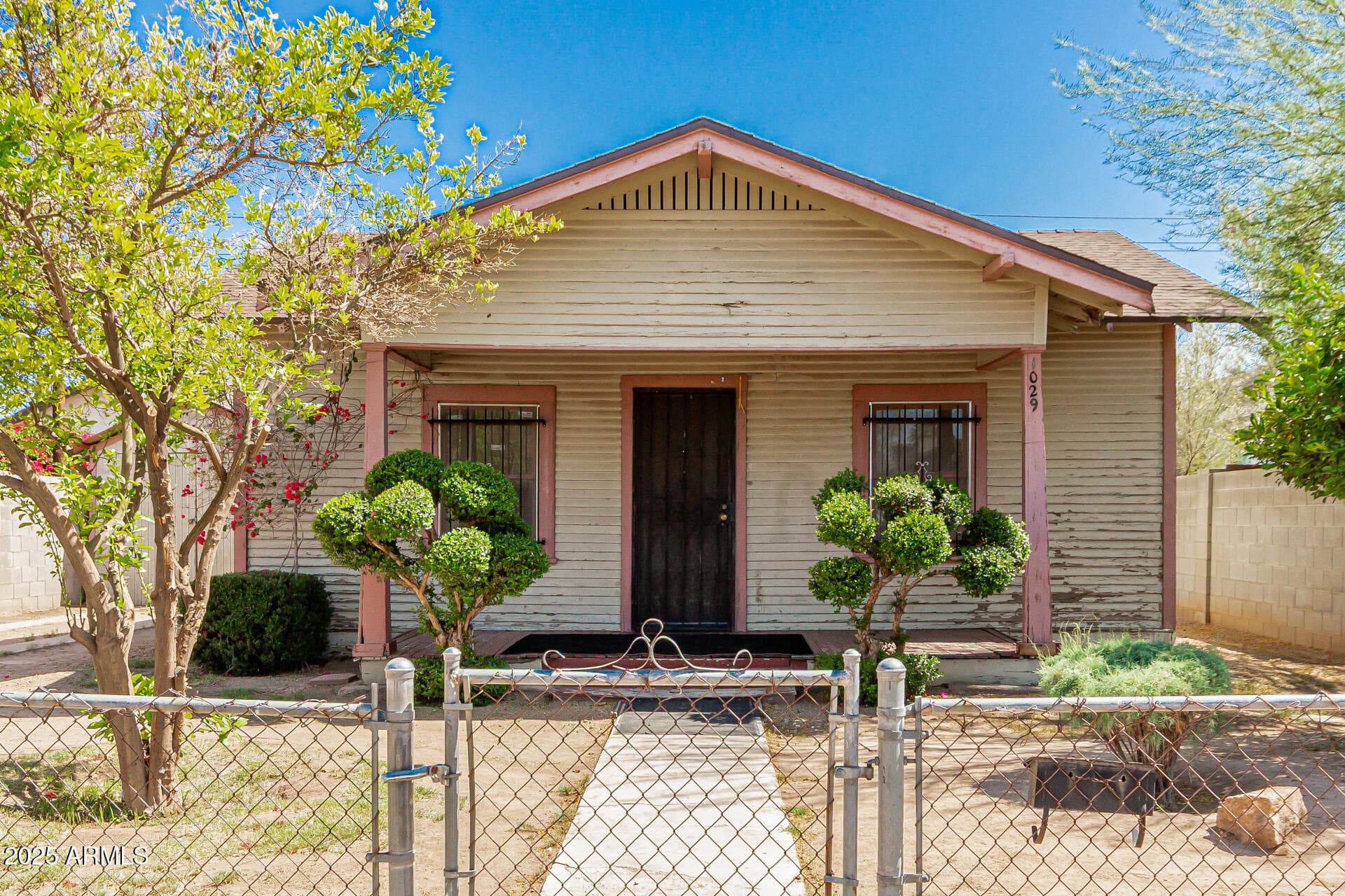 1029 E MCKINLEY Street, Phoenix, AZ 85006 — photo 1 of 30