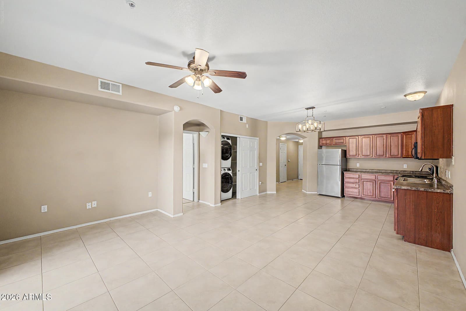 920 E DEVONSHIRE Avenue 2024, Phoenix, AZ 85014 — photo 5 of 26