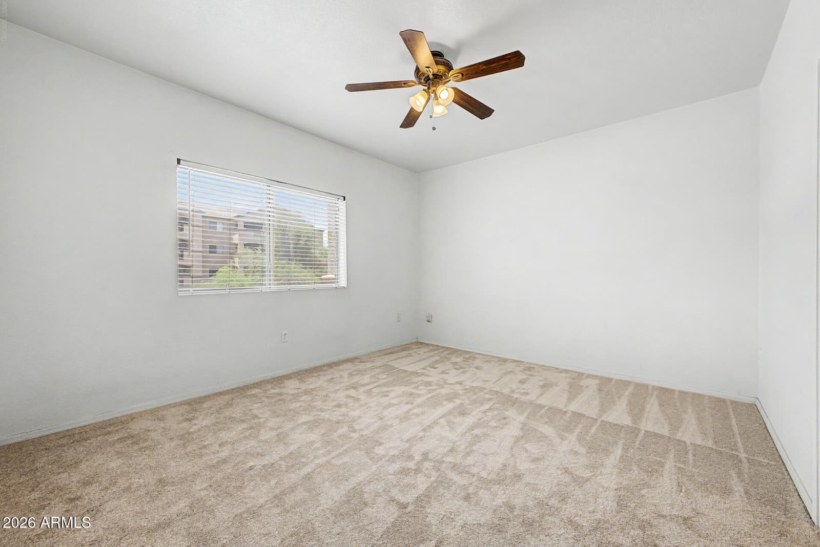 920 E DEVONSHIRE Avenue 2024, Phoenix, AZ 85014 — photo 8 of 26