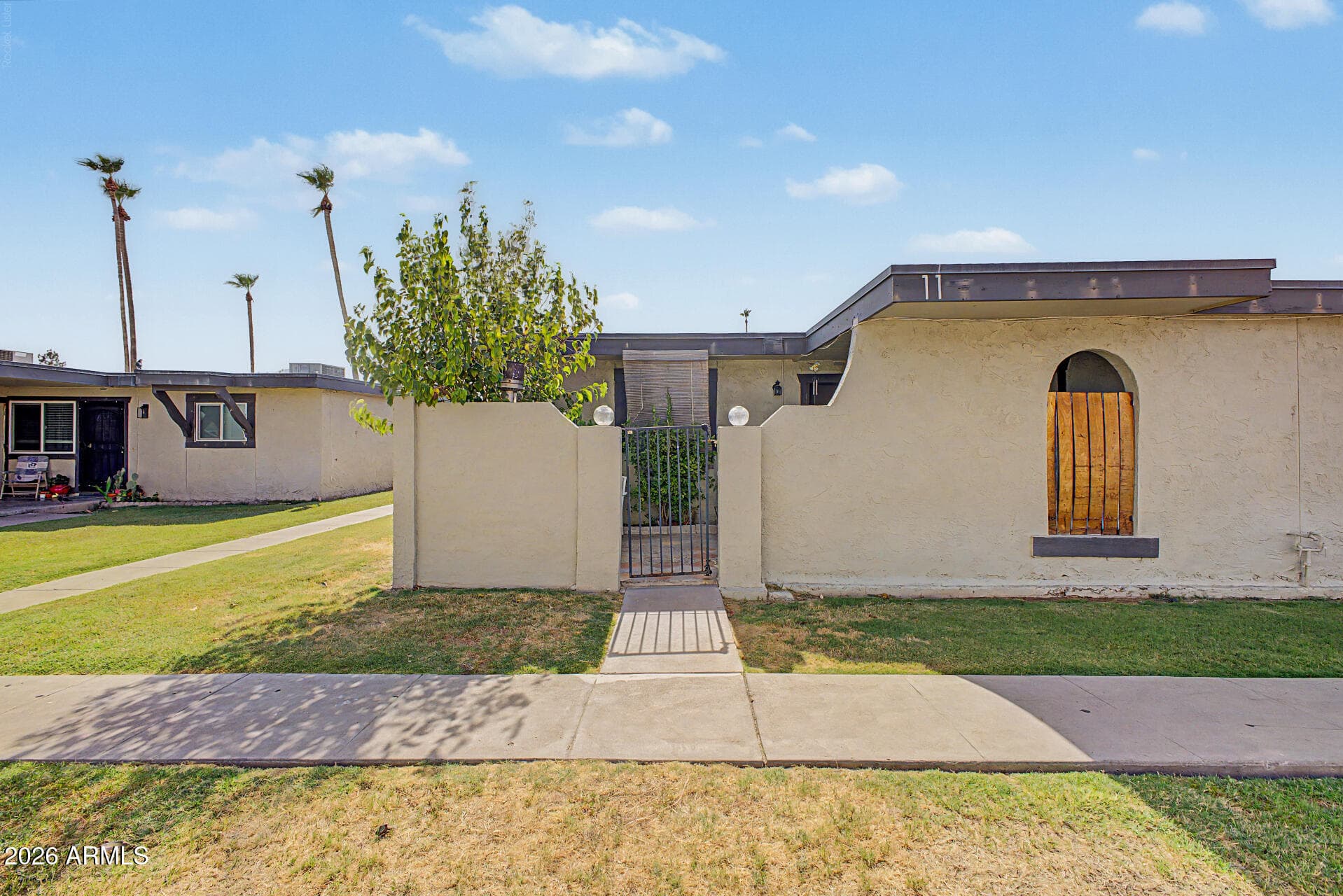 830 S DOBSON Road 11, Mesa, AZ 85202 — photo 2 of 33