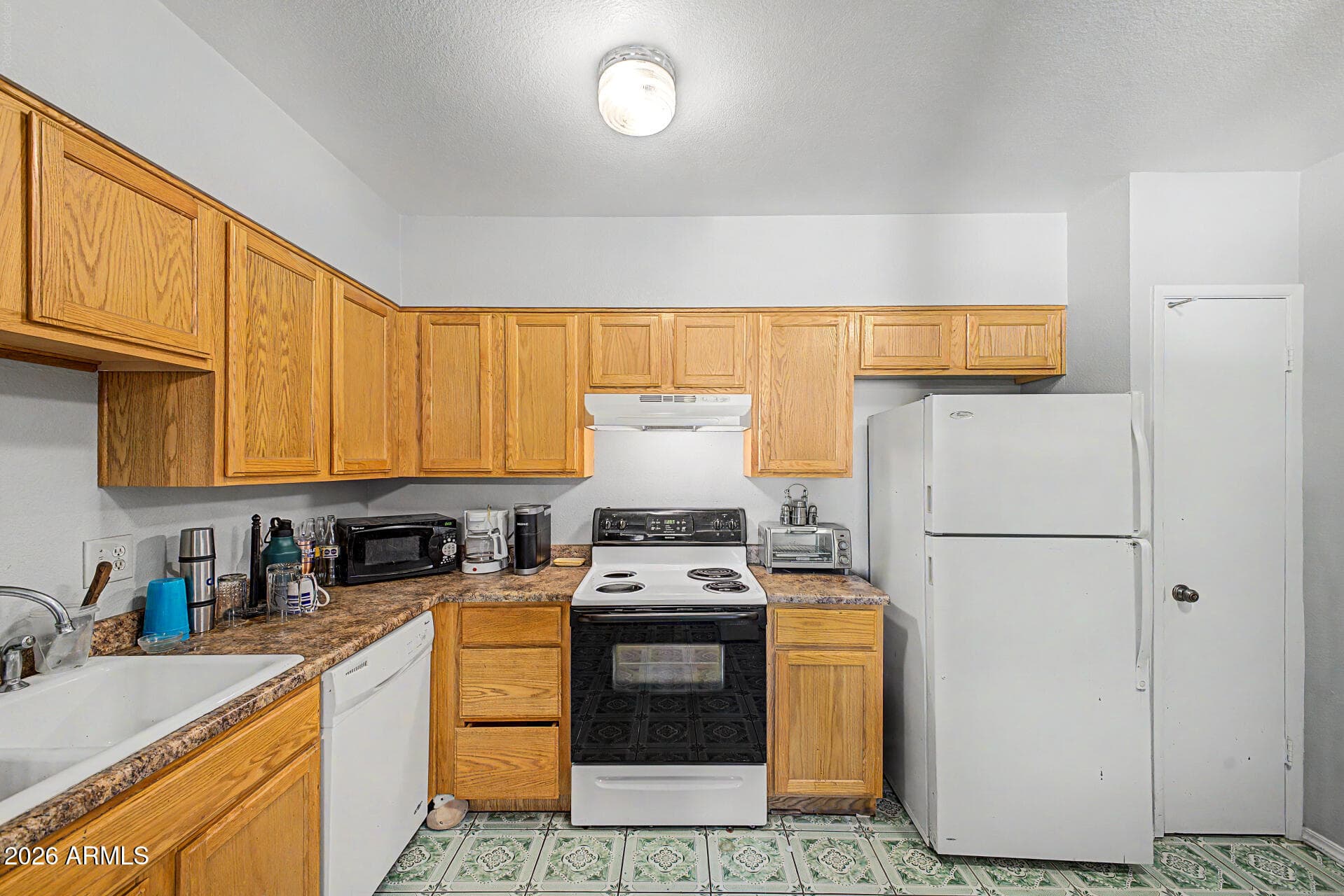 830 S DOBSON Road 11, Mesa, AZ 85202 — photo 10 of 33