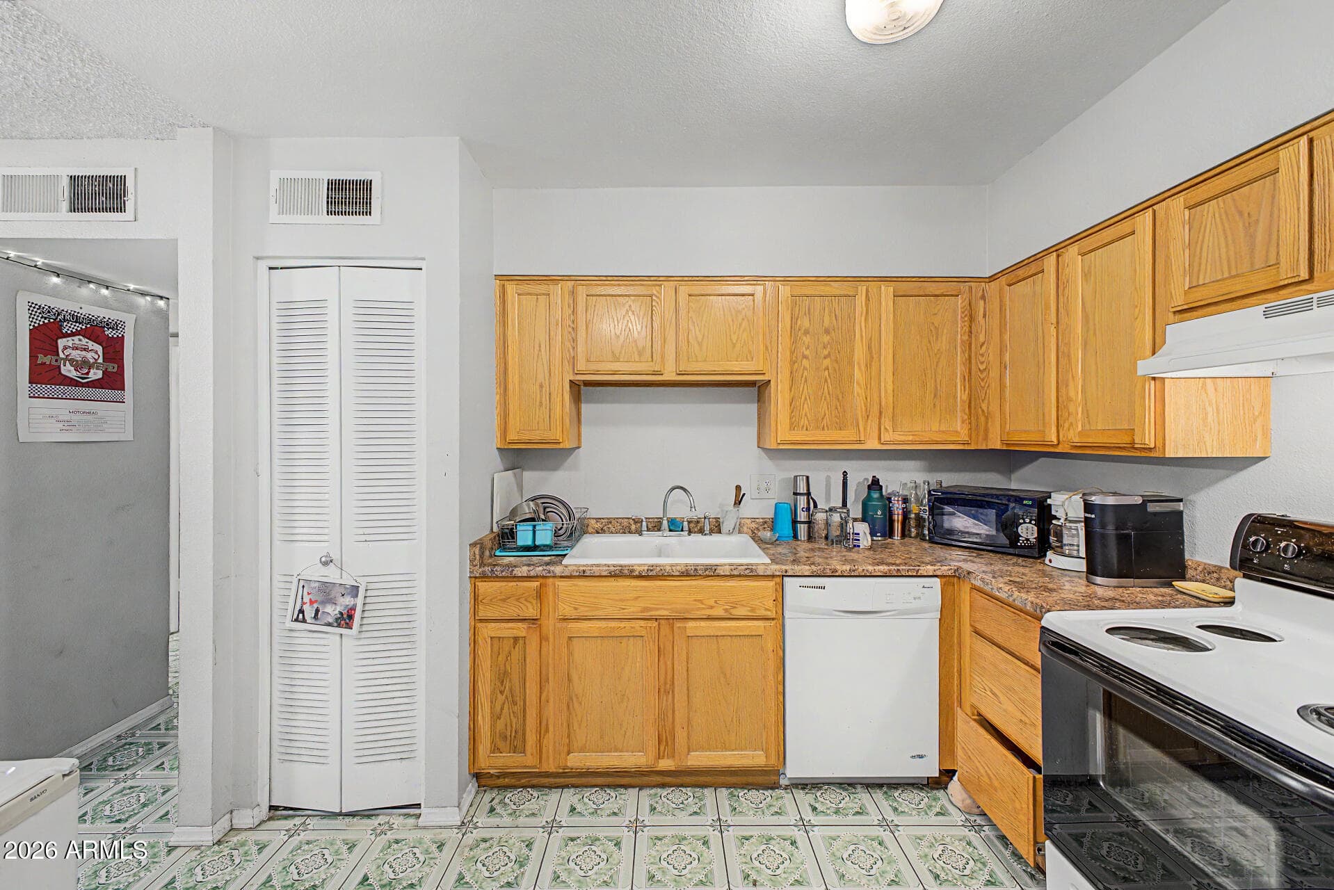 830 S DOBSON Road 11, Mesa, AZ 85202 — photo 28 of 33