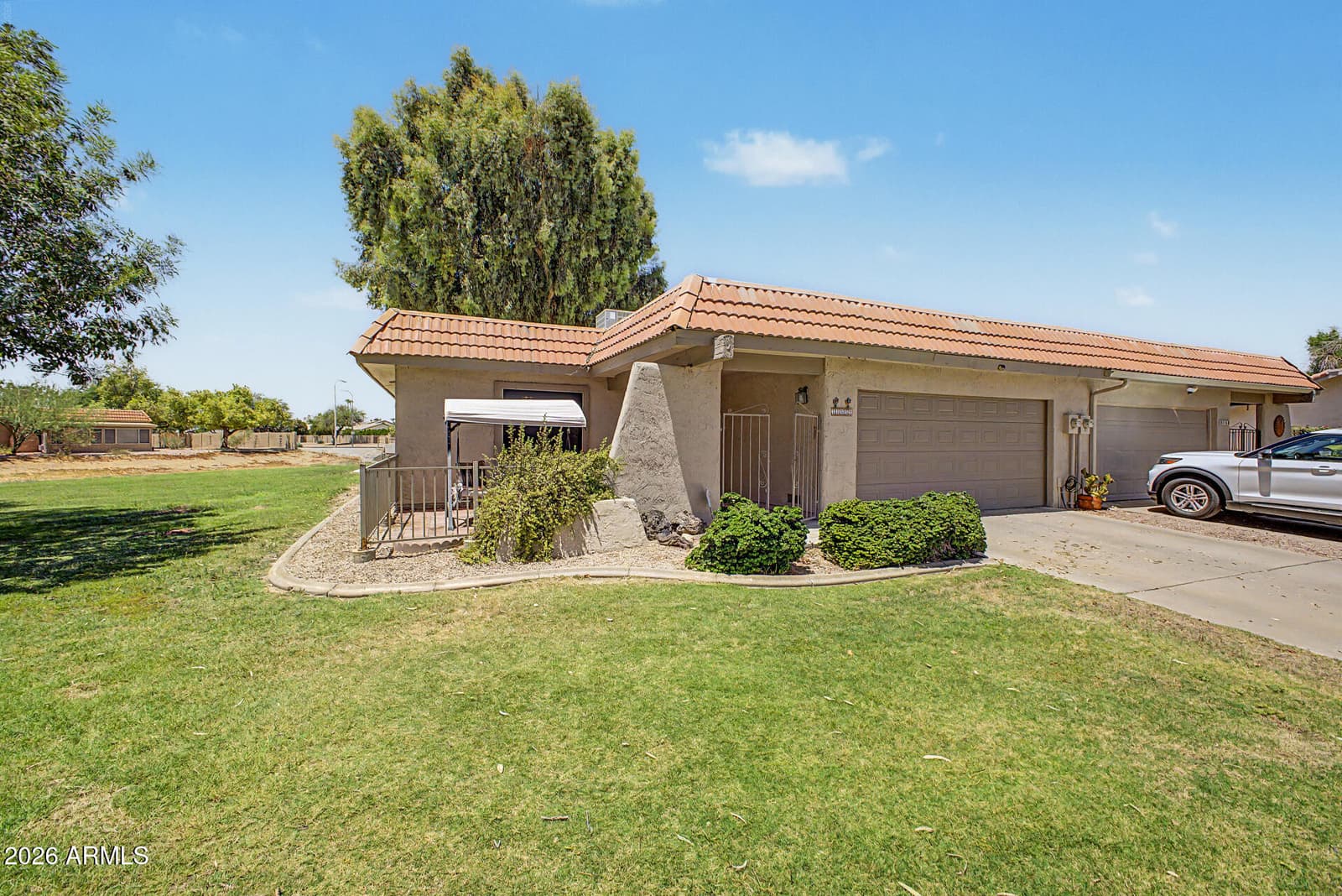 11222 S TALAVI Lane, Phoenix, AZ 85044 — photo 2 of 38