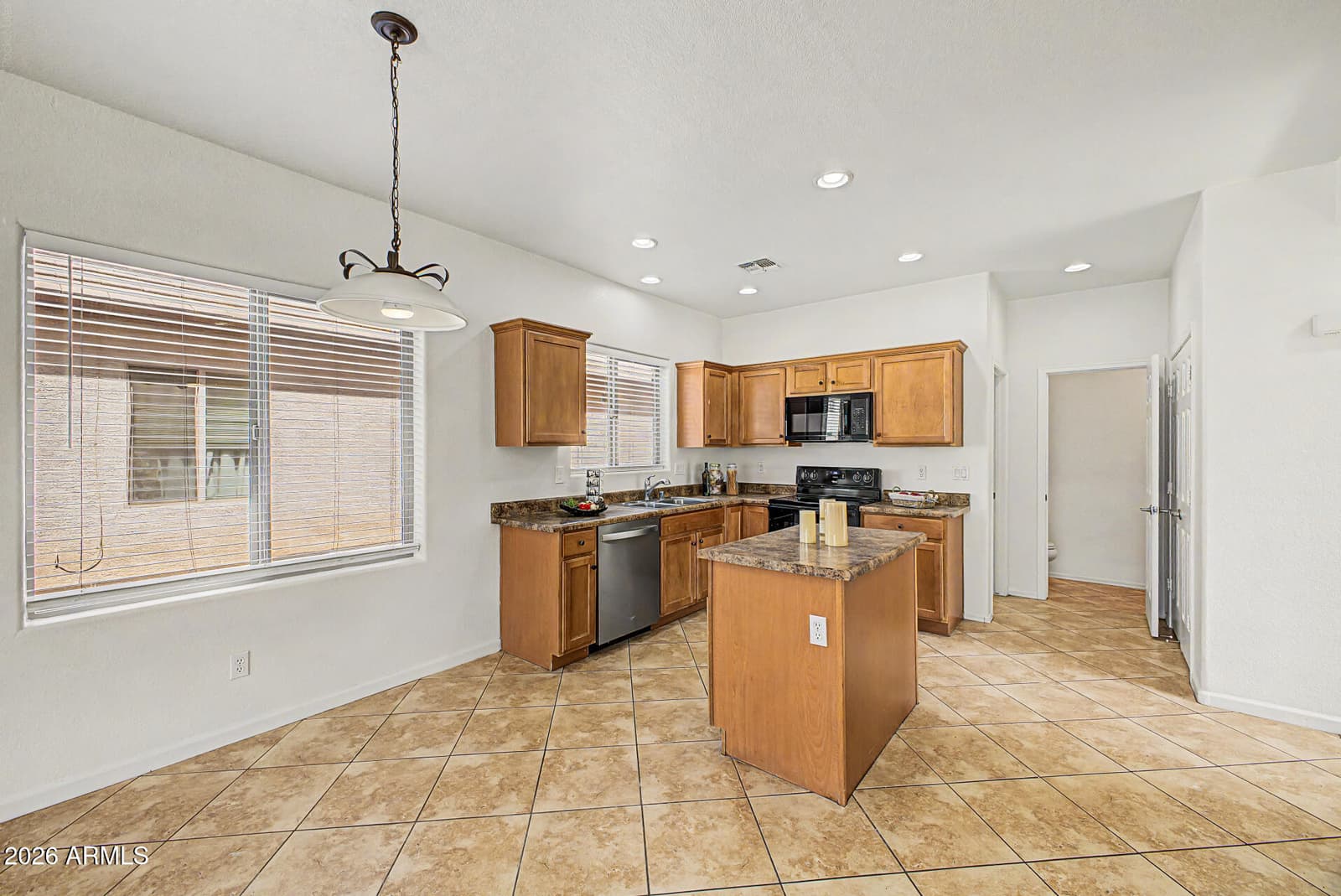 11601 W HILL Drive, Avondale, AZ 85323 — photo 13 of 40