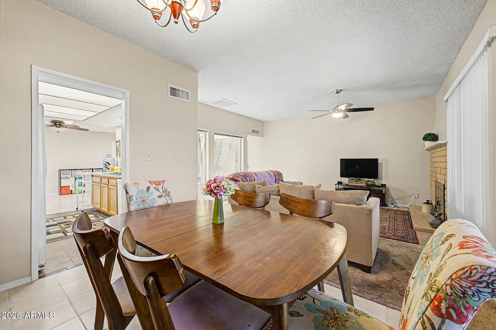 11222 S TALAVI Lane, Phoenix, AZ 85044 — photo 10 of 38