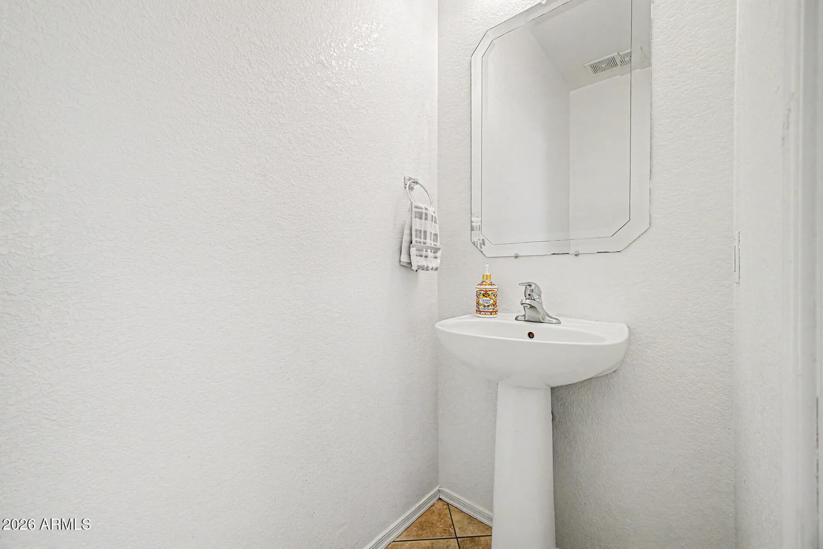 11601 W HILL Drive, Avondale, AZ 85323 — photo 19 of 40