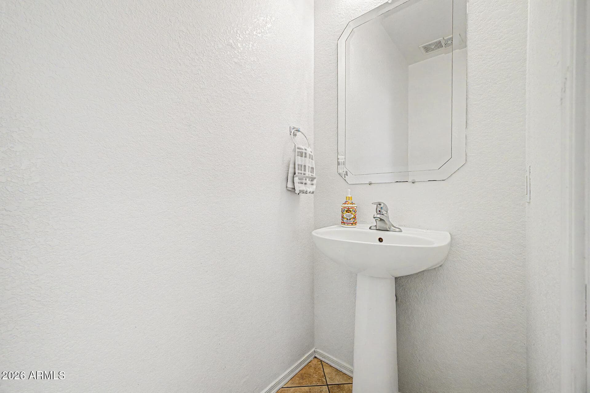 11601 W HILL Drive, Avondale, AZ 85323 — photo 19 of 40