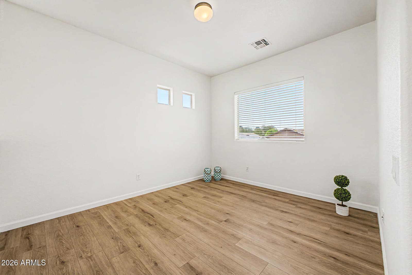 11601 W HILL Drive, Avondale, AZ 85323 — photo 21 of 40
