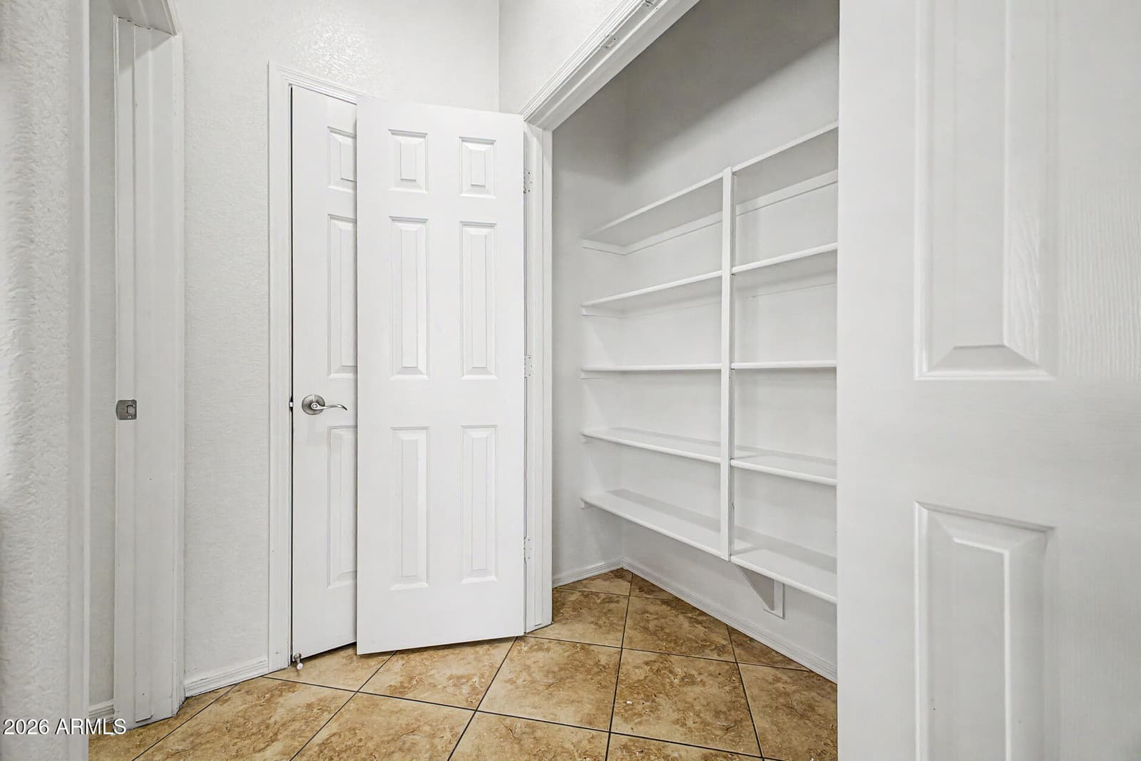 11601 W HILL Drive, Avondale, AZ 85323 — photo 18 of 40