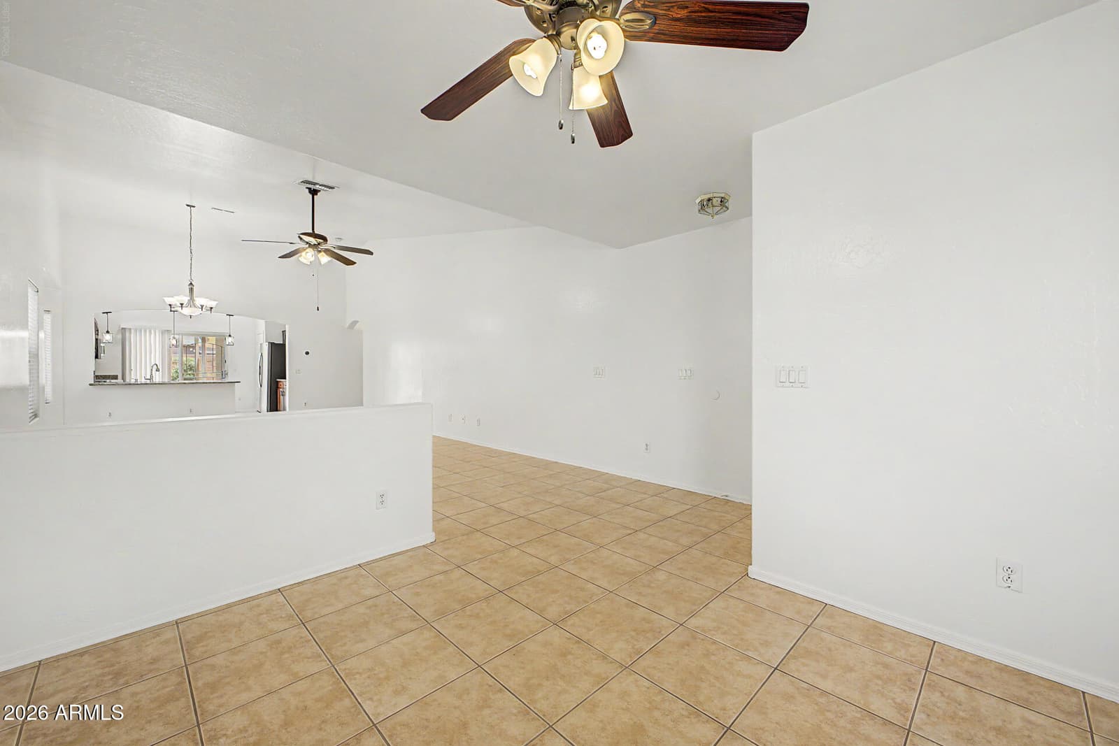 3337 S 95TH Drive, Tolleson, AZ 85353 — photo 4 of 22