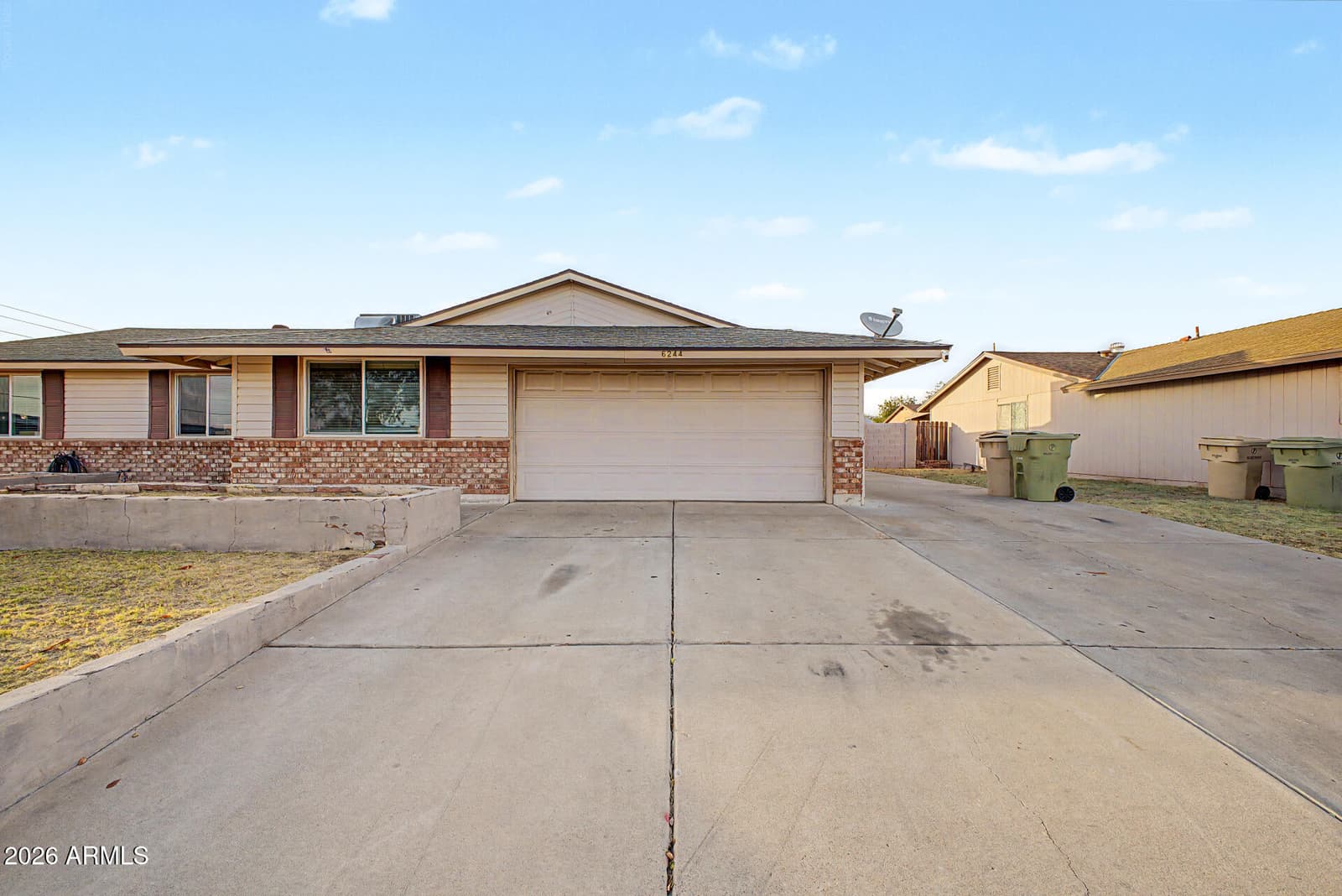 6244 W KAREN LEE Lane, Glendale, AZ 85306 — photo 5 of 47